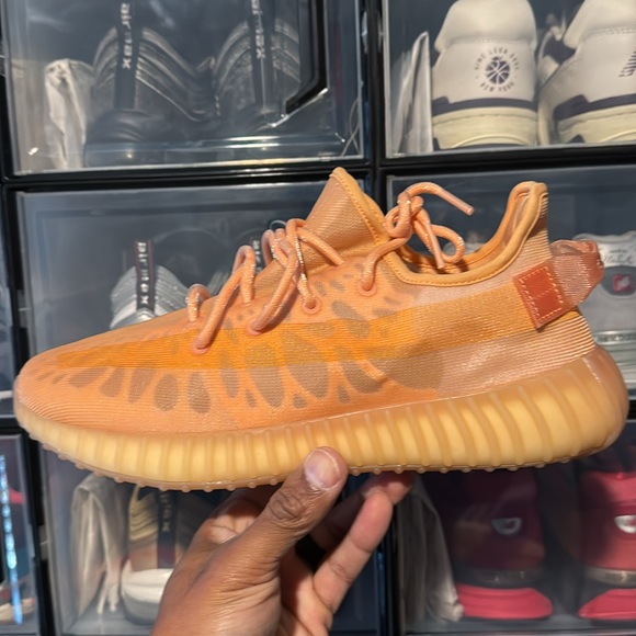 Yeezy Boost V.2 “Mono Clay” main image 3